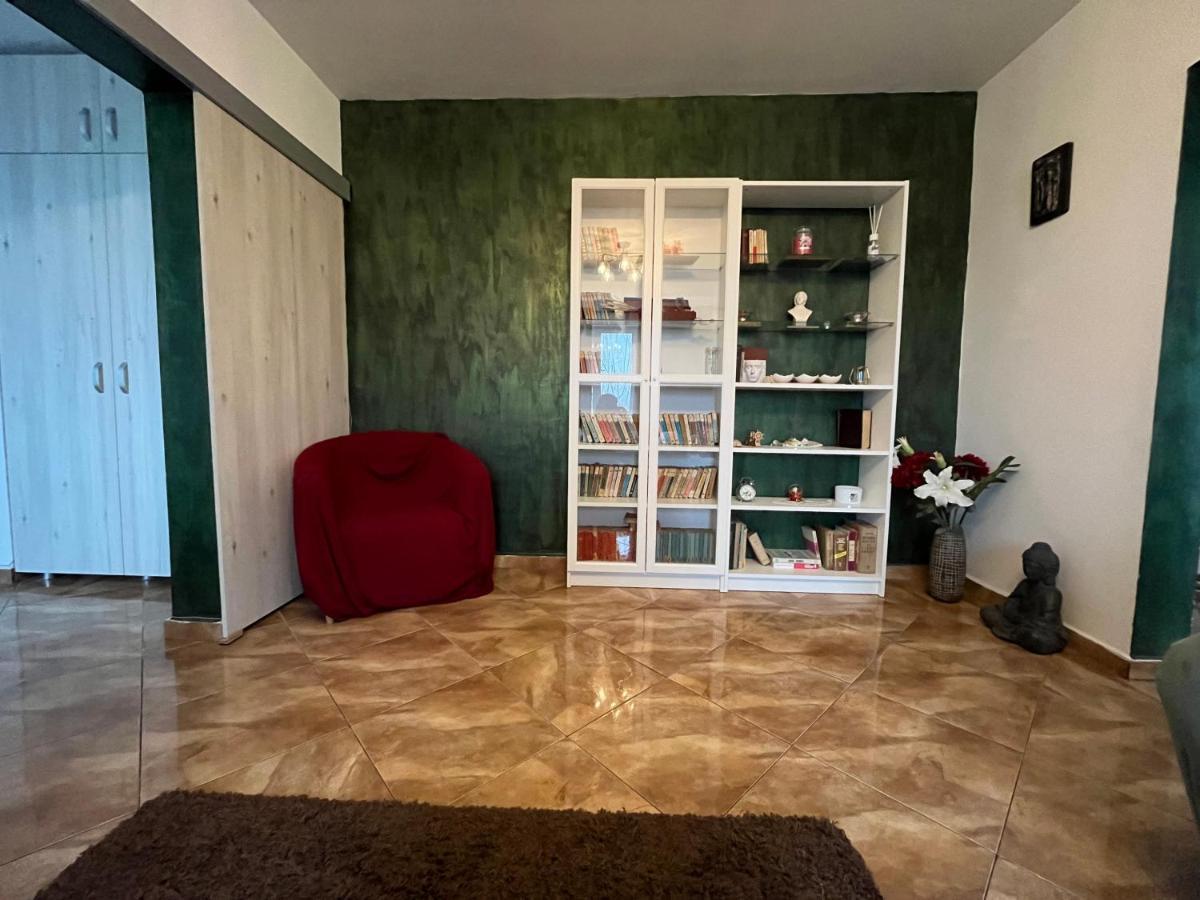 Apartamento Casa Cartilor - House Of Book'S Bucarest Exterior foto